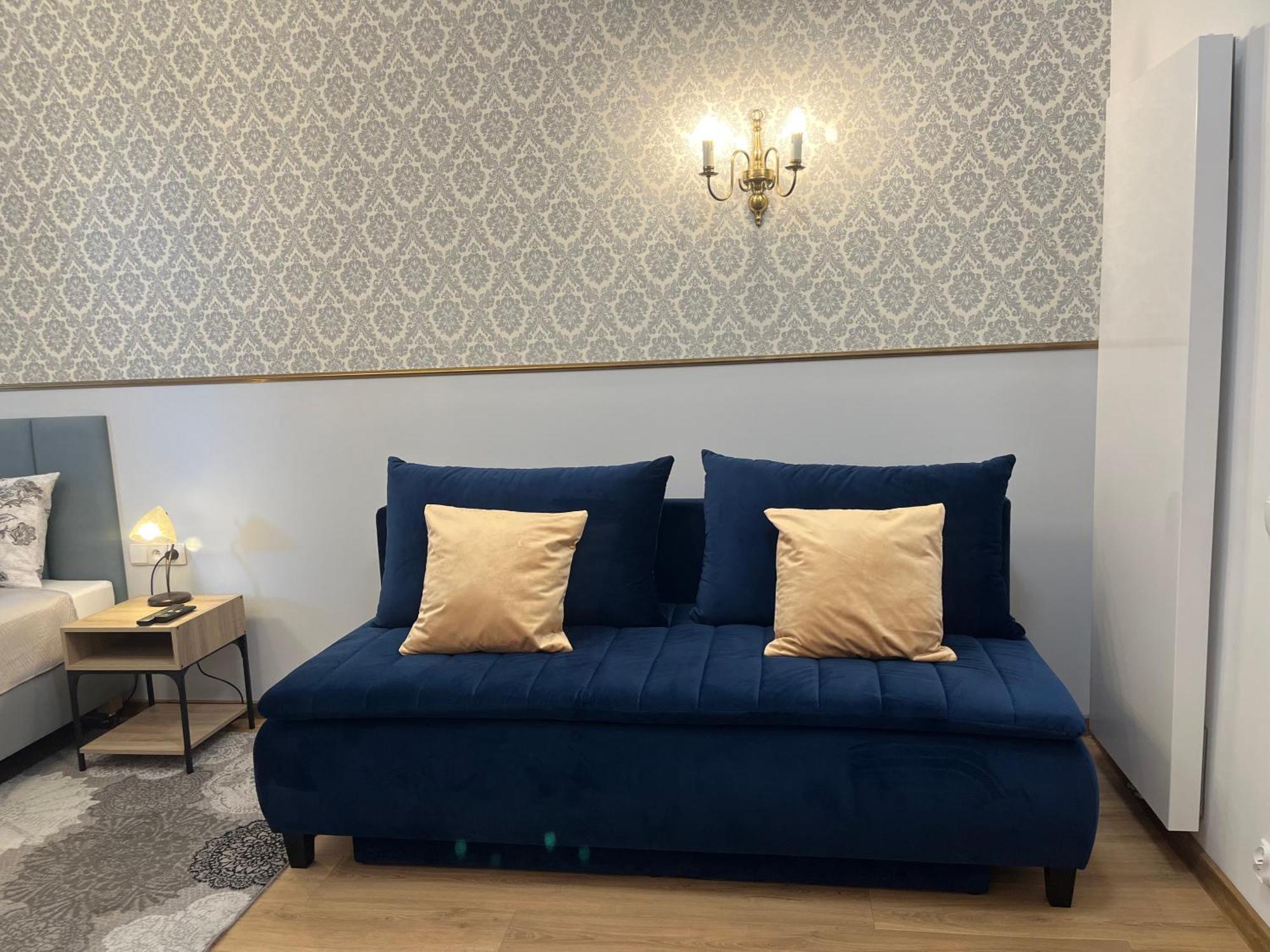 Wawel Crown Apartments Краков Экстерьер фото